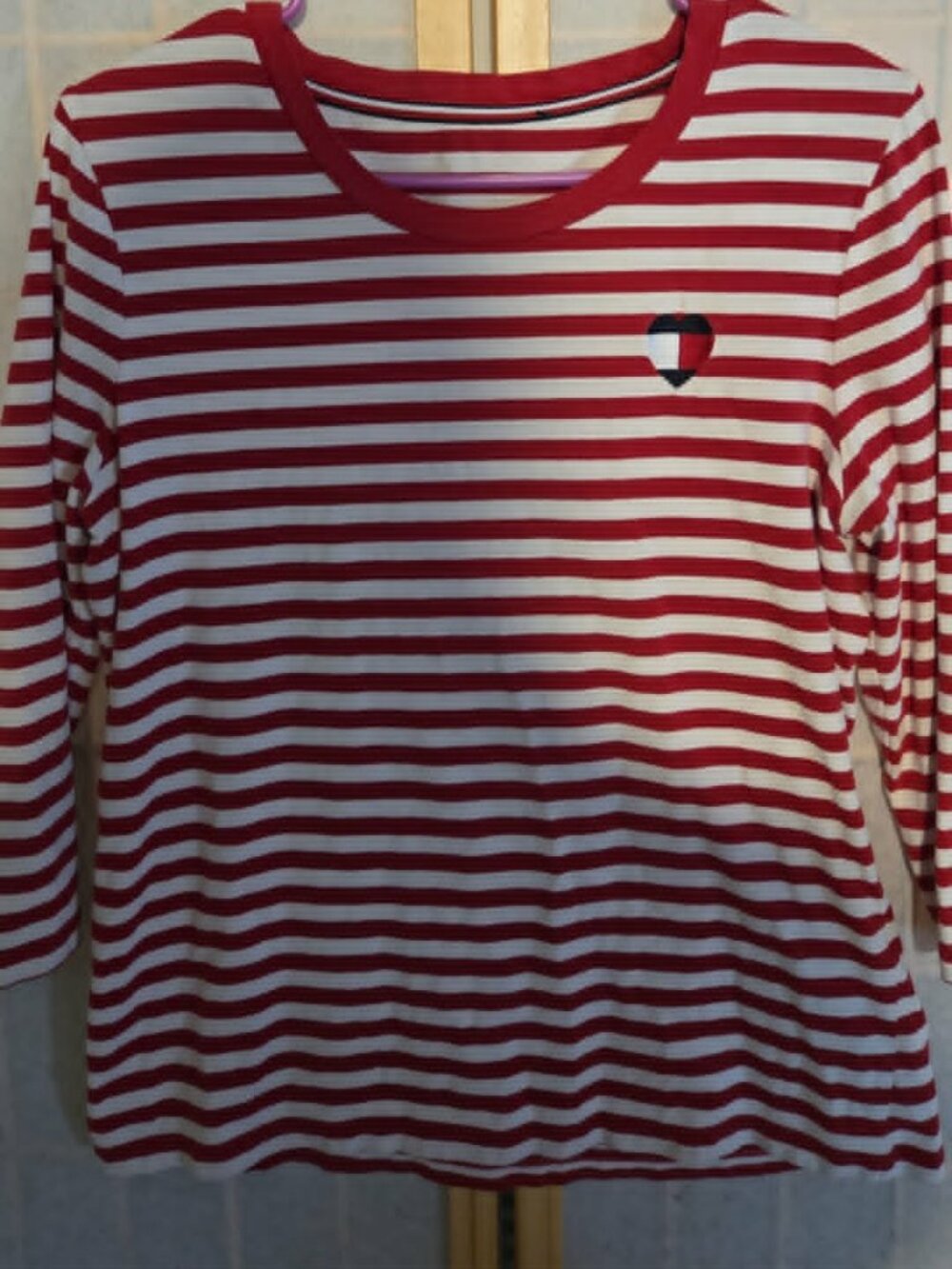 2020 Tommy Hilfiger Red White Striped Top | Heart Flag Logo Preppy Crewneck Med